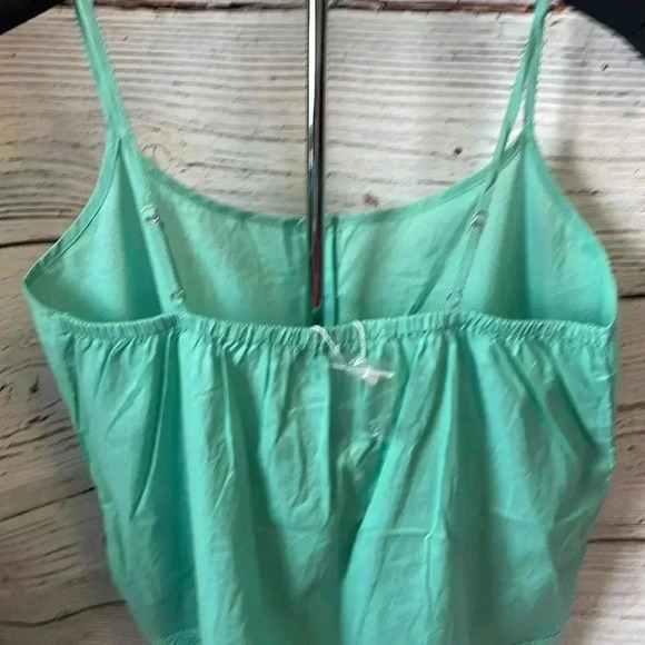 Simply Noelle Tank - Picture 4 of 5